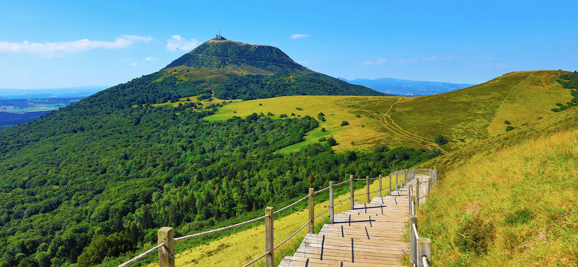 AUVERGNE SEJOUR RANDO